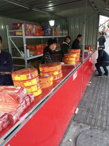 Our neighbor used a coil of firecrackers similar to the rounds in this photo, except that his was bigger.
